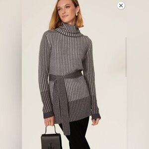 EUC- TOME Ribbed Turtle‎ Neck Sweater
